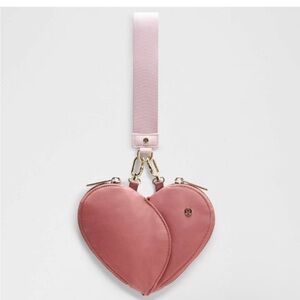 Lululemon Duo pouch heart Wristlet